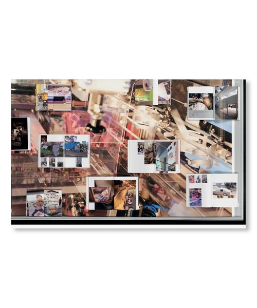 VILLA BOOKS（ヴィラ ブックス）の「NOTHING COULD HAVE PREPARED US - EVERYTHING COULD HAVE PREPARED US by Wolfgang Tillmans（本・メンズ・その他・FREE）」の14枚目の写真