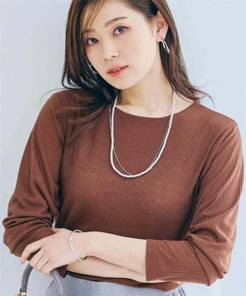 nissen(ニッセン)の「リブシアークルーネックトップス(Tシャツ/カットソー・レディース・ブラック/オフホワイト/ブラウン・S/M/L/LL)」の10枚目の写真