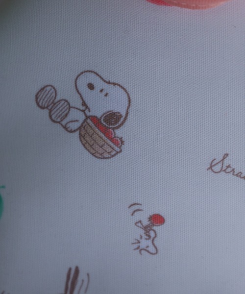SNOOPY(スヌーピー)の「SNOOPY スヌーピー 巾着トートバッグ 保冷バッグ(トートバッグ・レディース・ホワイト系2/ホワイト系1・FREE)」の5枚目の写真
