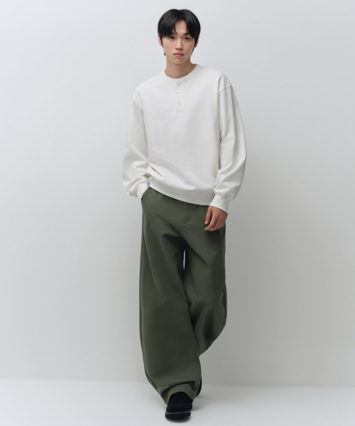 MUSINSA STANDARD（ムシンサスタンダード）の「ソリッドCPカーブドチノパンツ（7色）（その他パンツ・メンズ・クリーム/ネイビー/ベージュ/ブラック/ブラウン/グレー/オリーブ・33/31/30/26/27/28/29/38/40/42/32/36/34）」の19枚目の写真