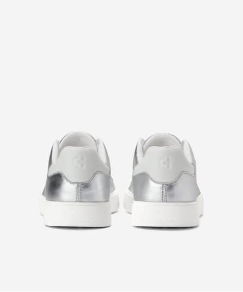 COLE HAAN（コールハーン）の「グランドプロ リュクス スリッポン スニーカー womens（スニーカー・レディース・シルバー・5/5.5/6/6.5/7/7.5/8/8.5）」の4枚目の写真