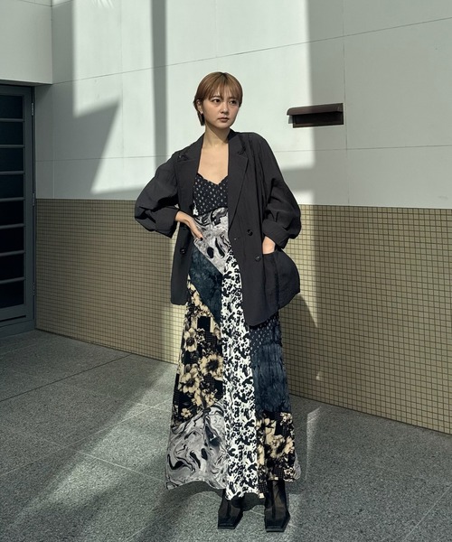 Ameri(アメリ)の「MEDI VARIOUS PATTERN CAMI DRESS(ドレス・レディース・アイボリー/ブラック・X-SMALL/SMALL/MEDIUM)」の7枚目の写真