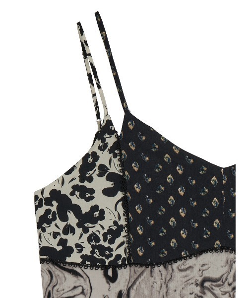 Ameri(アメリ)の「MEDI VARIOUS PATTERN CAMI DRESS(ドレス・レディース・アイボリー/ブラック・X-SMALL/SMALL/MEDIUM)」の18枚目の写真