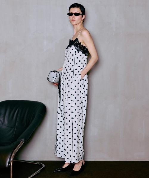 MAISON SPECIAL(メゾンスペシャル)の「【2026SUMMER PRE-ORDER】Lace Dot Jumpsuit/レースドッドジャンプスーツ(つなぎ/オールインワン・レディース・ホワイト/ブラック・36/38)」の12枚目の写真
