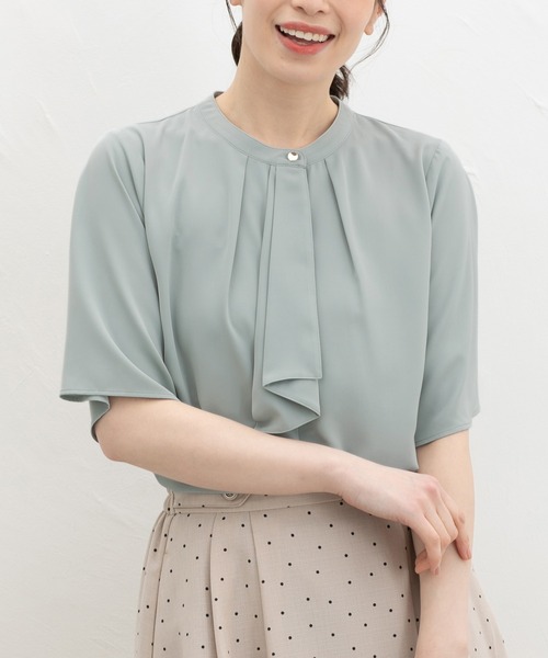 Honeys(ハニーズ)の「【ハニさら・接触冷感】フレア袖ボウタイブラウス(シャツ/ブラウス・レディース・スミクロ/ホワイト系その他/ホワイト/ライトグリーン/ネイビー系・3L/L/LL/M/S)」の13枚目の写真