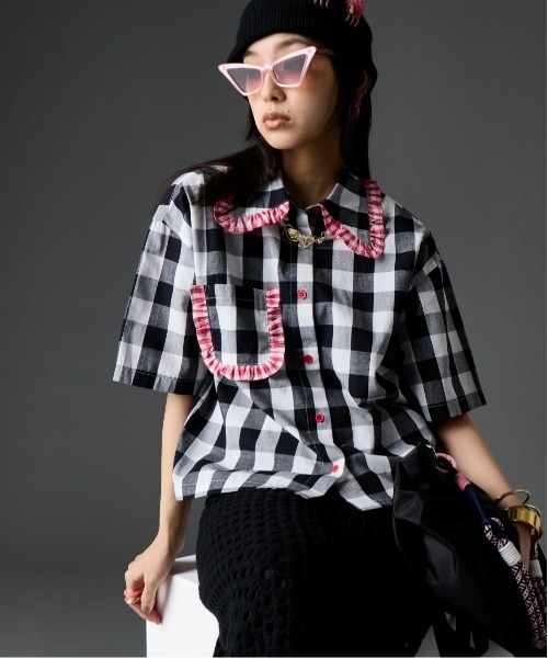 GEVS.(ジェイヴィス)の「綿100%ビッグカラーギンガムチェックシャツ<大きいサイズ有>GEVS.(シャツ/ブラウス・レディース・ブルー系/ブラック系・3L/LL/L/M/5L/4L)」の2枚目の写真