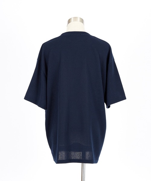 a.p.o.v.(エーピーオービー)の「a.p.o.v. メッセージロゴオーバーサイズサマーニットTシャツ(Tシャツ/カットソー・メンズ・ホワイト/ブラウン/ネイビー/ブラック・ONESIZE)」の16枚目の写真