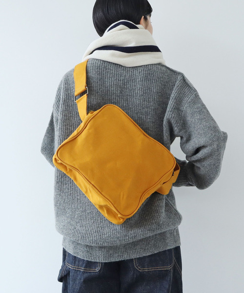 PAR ICI KLASSISK（パーリッシィクラシスク）の「【WEB限定】ateliers PENELOPE BOXショルダーBAG（ショルダーバッグ・レディース・ネイビー/グレー/レッド/マスタード・FREE）」の17枚目の写真
