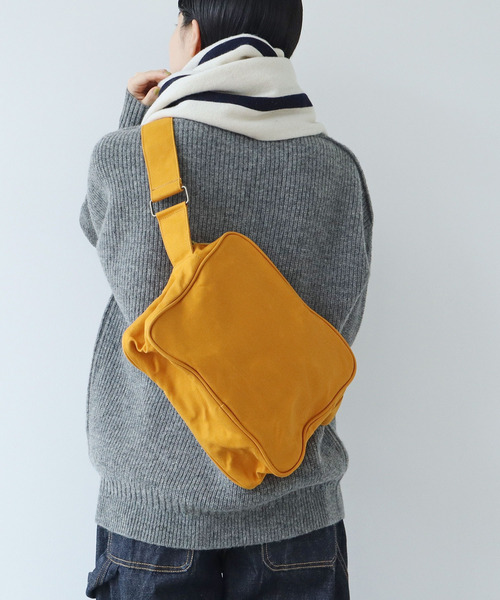 PAR ICI KLASSISK（パーリッシィクラシスク）の「【WEB限定】ateliers PENELOPE BOXショルダーBAG（ショルダーバッグ・レディース・ネイビー/グレー/レッド/マスタード・FREE）」の18枚目の写真