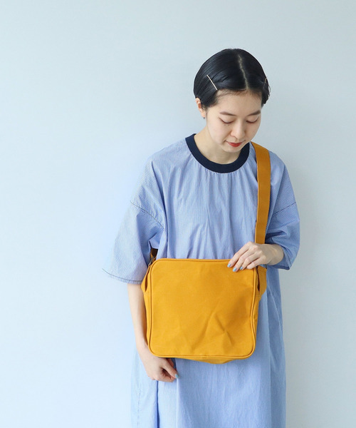 PAR ICI KLASSISK（パーリッシィクラシスク）の「【WEB限定】ateliers PENELOPE BOXショルダーBAG（ショルダーバッグ・レディース・ネイビー/グレー/レッド/マスタード・FREE）」の11枚目の写真