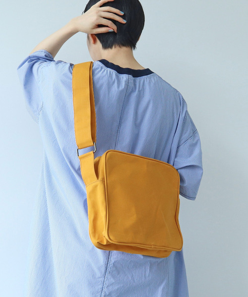 PAR ICI KLASSISK（パーリッシィクラシスク）の「【WEB限定】ateliers PENELOPE BOXショルダーBAG（ショルダーバッグ・レディース・ネイビー/グレー/レッド/マスタード・FREE）」の12枚目の写真