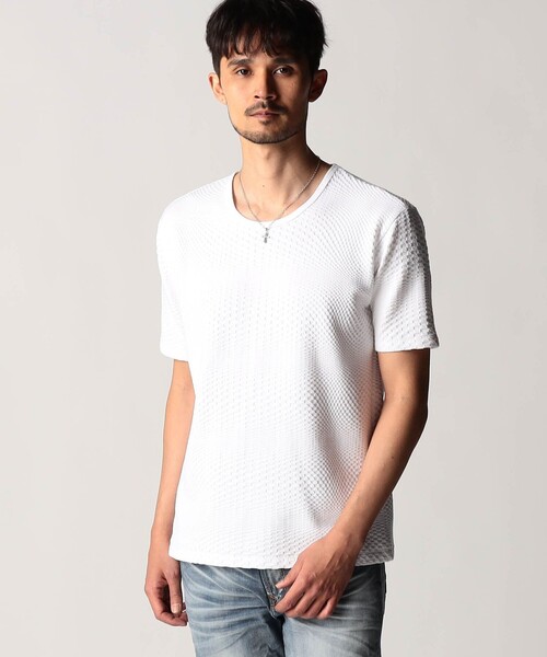 NICOLE CLUB FOR MEN(ニコルクラブフォーメン)の「ジオメトリックジャカード半袖プルオーバー(Tシャツ/カットソー・メンズ・ブラック/その他4/ホワイト/ライトグレー・M/XL/L)」の1枚目の写真