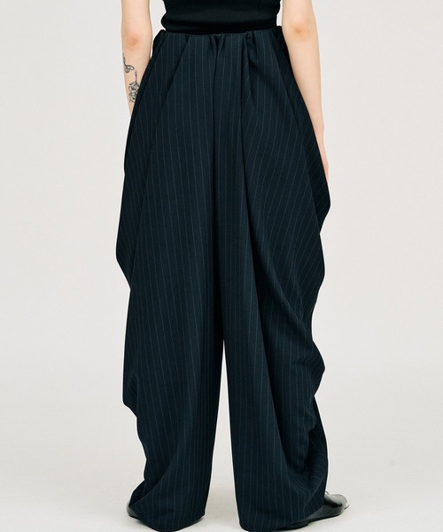 PRANK PROJECT（プランクプロジェクト）の「ドレープイージーパンツ / Drape Easy Pants（その他パンツ・レディース・ネイビー/ブラック・36/38）」の16枚目の写真