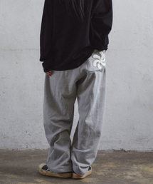 AMOU（アモウ）の「SPIRAL One Tuck Sweat Pants GRAY（スウェットパンツ）」