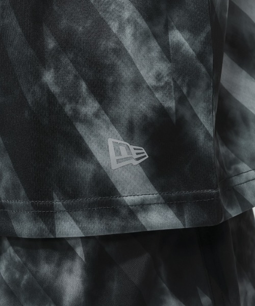 NEW ERA(ニューエラ)の「ニューエラ PA SL TECH TEE TIE-DYE BLK(Tシャツ/カットソー・メンズ・ブラック・M/L/LL)」の4枚目の写真