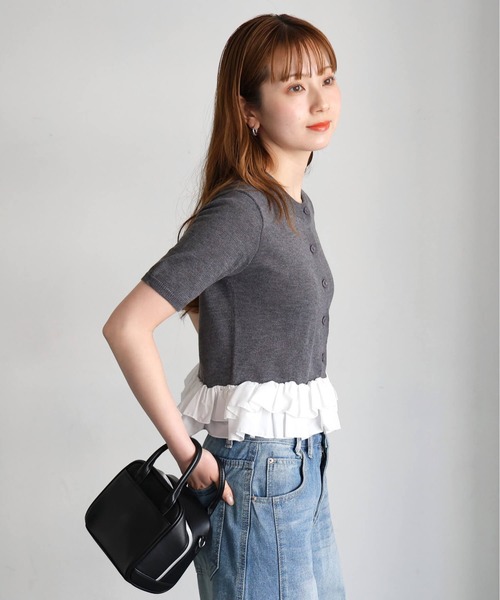 tiptop(ティップトップ)の「裾布帛ペプラムカーディガン(カーディガン/ボレロ・レディース・グレー/チャコールグレー/ネイビー・FREE)」の11枚目の写真