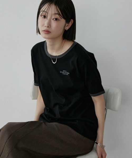 Aunt Marie's(アントマリーズ)の「刺繍ロゴリンガーTシャツ(Tシャツ/カットソー・レディース・ホワイト/ナチュラル/ブラック・FREE)」の2枚目の写真