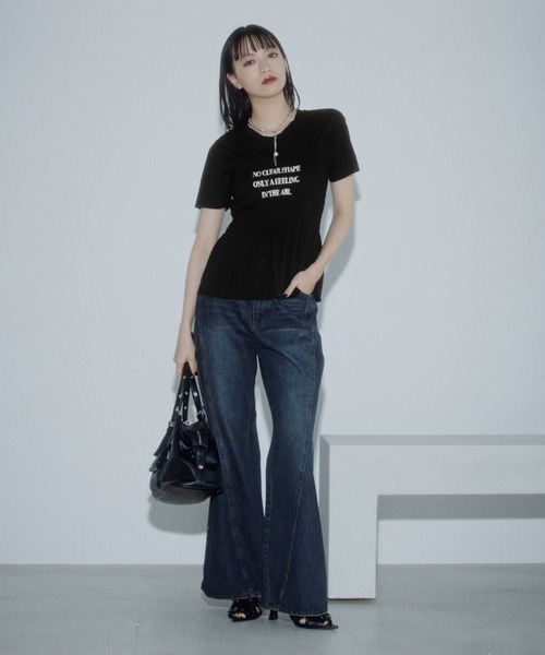 PAGEBOY(ページボーイ)の「ウエストシャーリングロゴT(Tシャツ/カットソー・レディース・ブラック/オフホワイト・FREE)」の3枚目の写真