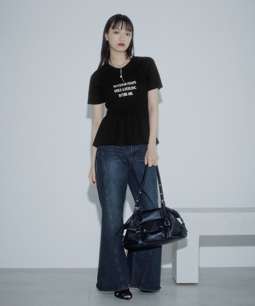 PAGEBOY(ページボーイ)の「ウエストシャーリングロゴT(Tシャツ/カットソー・レディース・ブラック/オフホワイト・FREE)」の4枚目の写真