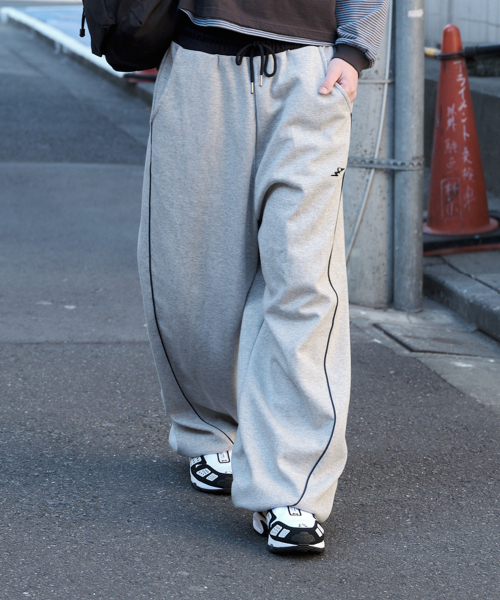 SUPERSUB(スーパーサブ)の「ワイドバギーパイピングパンツ - メランジ(スウェットパンツ・レディース・その他・MEDIUM/LARGE)」の1枚目の写真