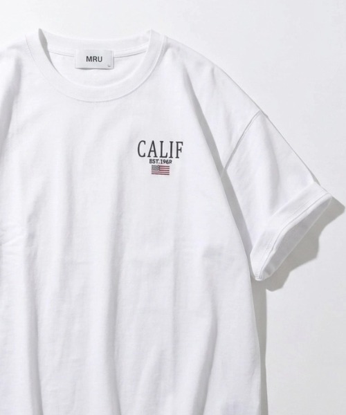 MRU（エムアールユー）の「2026SS MRU/エムアールユー オーバーサイズ ワンポイント刺繍半袖Tシャツ レディース メンズ（Tシャツ/カットソー・メンズ・ホワイト系その他2/ホワイト系その他/ホワイト/ホワイト系その他3/ブラック系その他/ネイビー/ブラック系その他2/ブラック/ブラック系その他3/ホワイト系その他4・L/M/LL）」の5枚目の写真