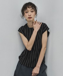 ワッシャーストライプタックブラウス