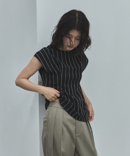 feepur（フェピュール）の「ワッシャーストライプタックブラウス（シャツ/ブラウス・レディース・アイボリー/ブラック・MEDIUM）」の22枚目の写真