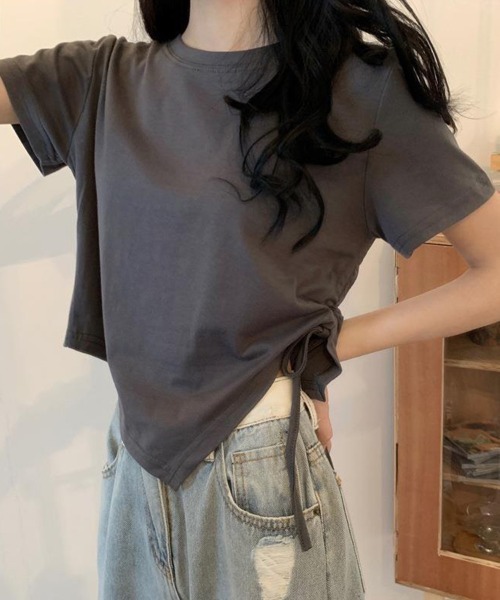 mielu(ミエル)の「アシメデザインギャザーTシャツ(Tシャツ/カットソー・レディース・グレー/ブラック・LARGE/MEDIUM)」の2枚目の写真
