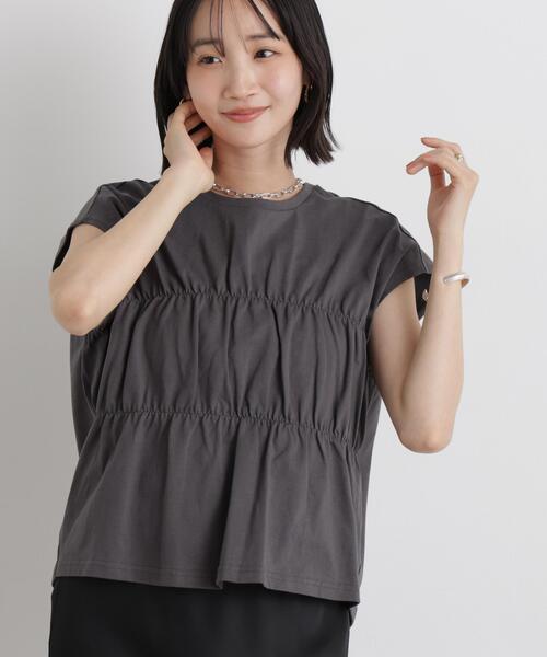 NANO universe(ナノユニバース)の「フロントシャーリングデザインカットトップス(Tシャツ/カットソー・レディース・ピンク/ライトベージュ/チャコール・FREE)」の2枚目の写真