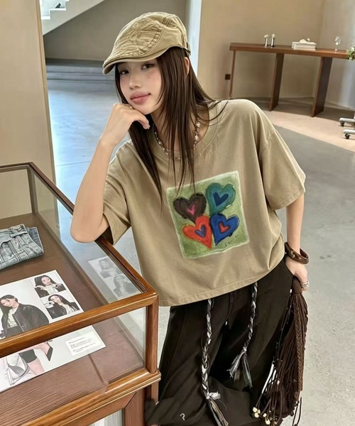 MONO8(モノハチ)の「アートハートプリントワイド半袖Tシャツ(Tシャツ/カットソー・レディース・グレー/モカ/ホワイト・M)」の10枚目の写真