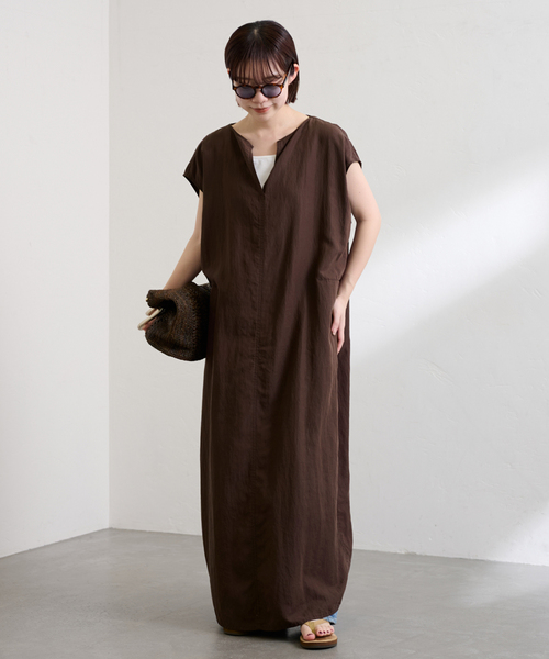 FRAMeWORK(フレームワーク)の「≪洗濯機洗い可 / 追加≫フィブリルポプリンサックDRESS 2(ワンピース・レディース・カーキ/ブラック・36/38)」の22枚目の写真
