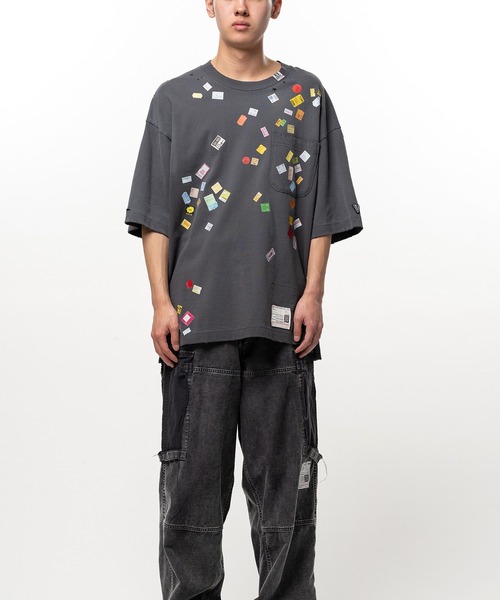 Maison MIHARA YASUHIRO(メゾンミハラヤスヒロ)の「Price Tag Sticker Printed T-shirt(Tシャツ/カットソー・メンズ・ホワイト/ブラック・44/46/48)」の2枚目の写真