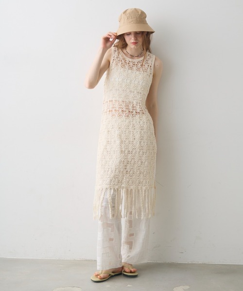 Crisp(クリスプ)の「flower motif fringe onepiece / フラワーモチーフフリンジワンピース(チュニック・レディース・アイボリー・FREE)」の1枚目の写真