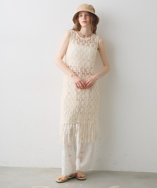 Crisp(クリスプ)の「flower motif fringe onepiece / フラワーモチーフフリンジワンピース(チュニック・レディース・アイボリー・FREE)」の2枚目の写真