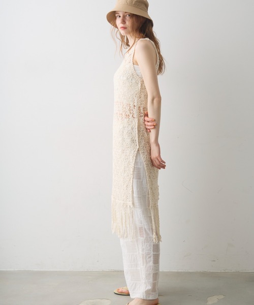 Crisp(クリスプ)の「flower motif fringe onepiece / フラワーモチーフフリンジワンピース(チュニック・レディース・アイボリー・FREE)」の3枚目の写真