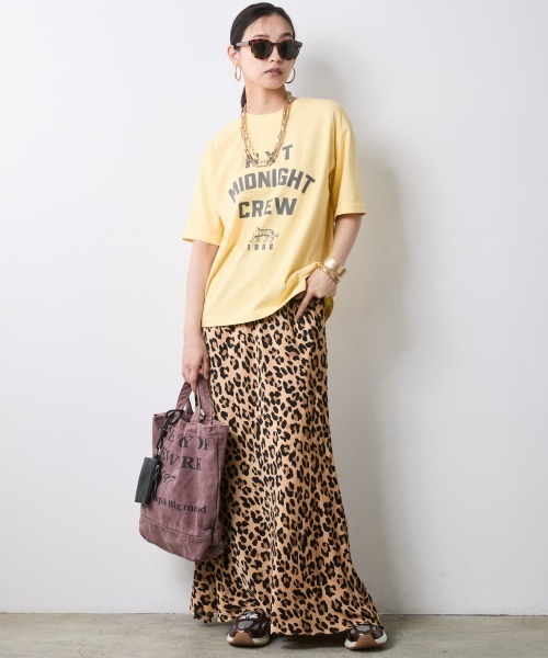 CHIC STYLE(シックスタイル)の「Aラインサテンマキシスカート<大きいサイズ有>シックスタイル(スカート・レディース・シルバーグレー/レオパード・3L/LL/L/M/5L/4L)」の5枚目の写真