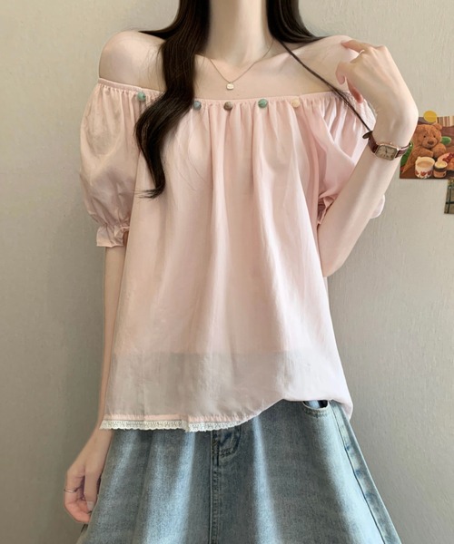 AMAJI（アマジ）の「オフショルダー フリル 半袖ブラウス（シャツ/ブラウス・レディース・ホワイト/ライトピンク/イエロー・FREE）」の4枚目の写真