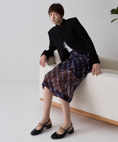 CHARLES & KEITH(チャールズ & キース)の「ダブルチェーン チャーム メリージェーン スリングバックパンプス(パンプス・レディース・オフホワイト/ブラック・23.5cm/24.5cm/22.5cm)」の1枚目の写真