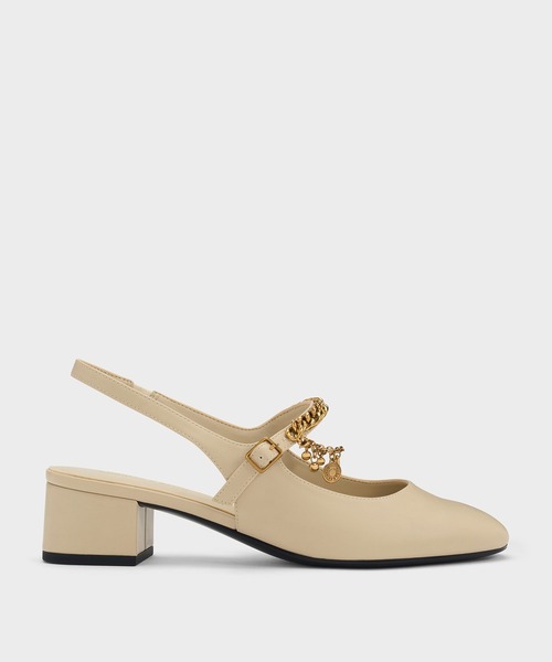 CHARLES & KEITH(チャールズ & キース)の「ダブルチェーン チャーム メリージェーン スリングバックパンプス(パンプス・レディース・オフホワイト/ブラック・23.5cm/24.5cm/22.5cm)」の8枚目の写真