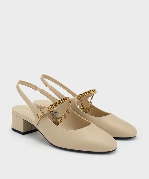 CHARLES & KEITH(チャールズ & キース)の「ダブルチェーン チャーム メリージェーン スリングバックパンプス(パンプス・レディース・オフホワイト/ブラック・23.5cm/24.5cm/22.5cm)」の9枚目の写真