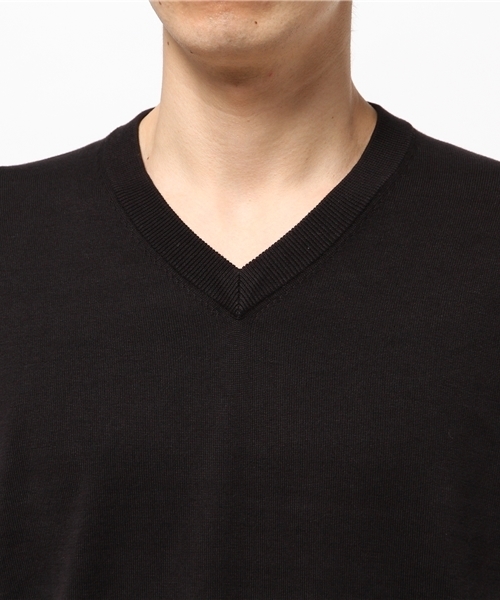 URBAN RESEARCH（アーバンリサーチ）の「UR PeruvianPimaV/Nハイゲージニット（ニット/セーター・メンズ・カーキ/ブラック/ベージュ・LARGE/MEDIUM）」の5枚目の写真