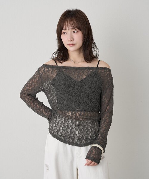 mline（エムライン）の「[mline]オフショル ドレープトップス（Tシャツ/カットソー・レディース・アイボリー/チャコールグレー・FREE）」の12枚目の写真
