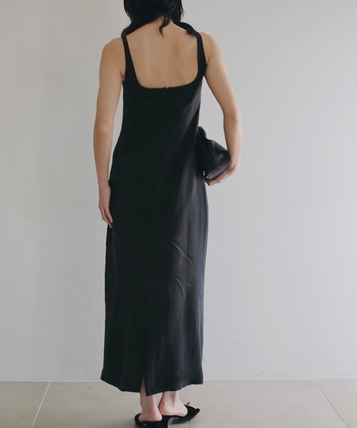anuke（アンヌーク）の「Squareneck Pencil Onepiece（ワンピース・レディース・モカ/ブラック・36inch/38inch）」の4枚目の写真