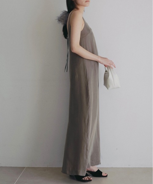 anuke（アンヌーク）の「Squareneck Pencil Onepiece（ワンピース・レディース・モカ/ブラック・36inch/38inch）」の6枚目の写真