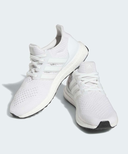 adidas（アディダス）の「ウルトラブースト 1.0 DNA / Ultraboost 1.0 DNA / アディダス adidas（スニーカー・レディース・ホワイト・22.0cm/22.5cm/23.0cm/23.5cm/24.0cm/24.5cm/25.0cm/25.5cm/26.0cm）」の4枚目の写真