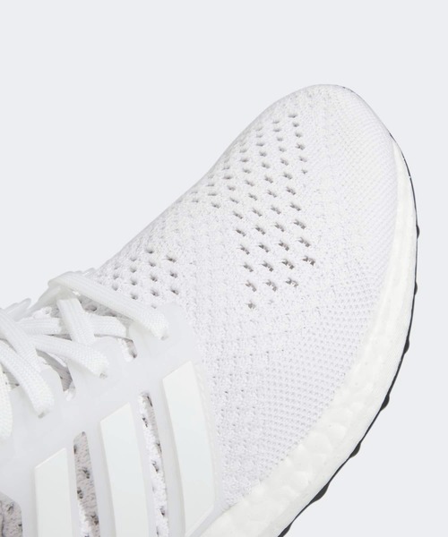 adidas（アディダス）の「ウルトラブースト 1.0 DNA / Ultraboost 1.0 DNA / アディダス adidas（スニーカー・レディース・ホワイト・22.0cm/22.5cm/23.0cm/23.5cm/24.0cm/24.5cm/25.0cm/25.5cm/26.0cm）」の7枚目の写真