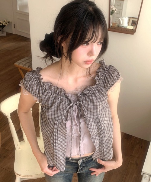 Girly Doll(ガーリードール)の「チェック柄レイヤードライクギャザーブラウス(シャツ/ブラウス・レディース・パープル/ブラック・FREE)」の2枚目の写真