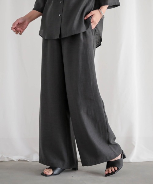 for/c(フォーシー)の「セルロースシアーパンツ【サスティナブル】(その他パンツ・レディース・ライトベージュ/チャコール・M/TM/PM/LL/L)」の1枚目の写真