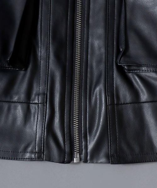 SITRY(シトリー)の「Synthetic Leather A-2 Jacket/フェイクレザー オーバーサイズ A-2フライトジャケット ブルゾン(ブルゾン・メンズ・ブラック・M/L/LL)」の8枚目の写真