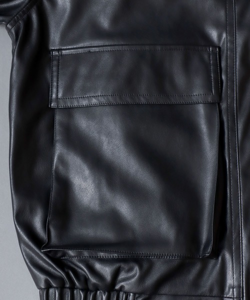 SITRY(シトリー)の「Synthetic Leather A-2 Jacket/フェイクレザー オーバーサイズ A-2フライトジャケット ブルゾン(ブルゾン・メンズ・ブラック・M/L/LL)」の5枚目の写真